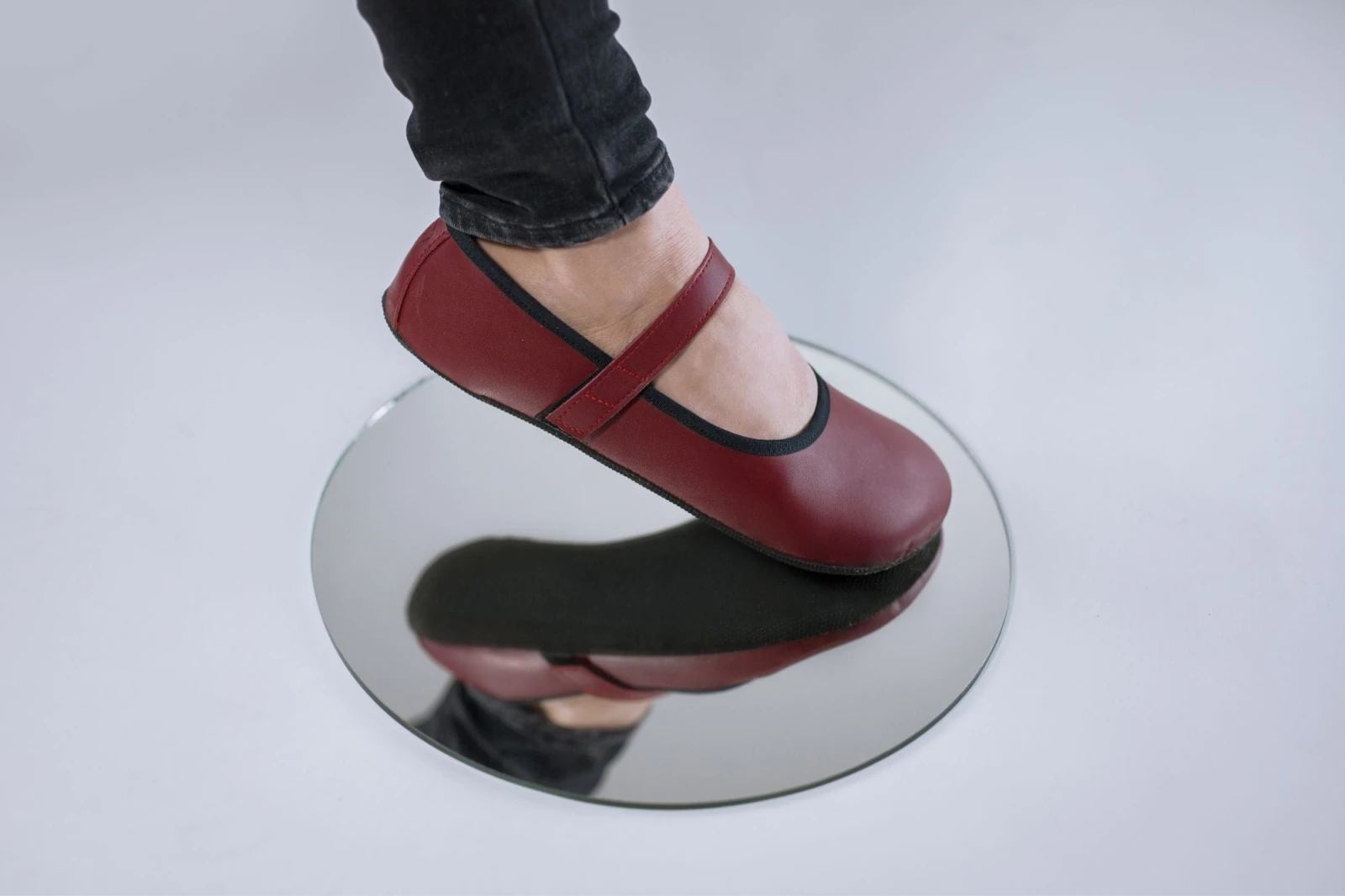 Балетки Ahinsa Ananda Ballet с ремешком Barefoot — бордовый, фото 15