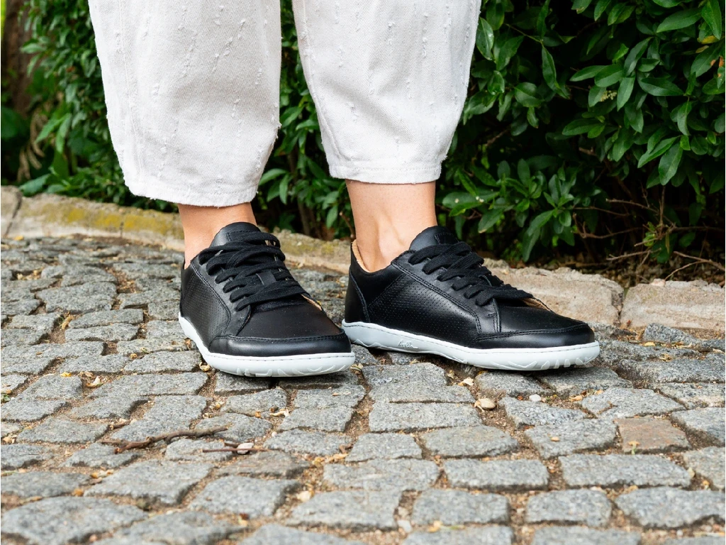 Кроссовки Aylla Ari (женские) — чёрный, фото 2