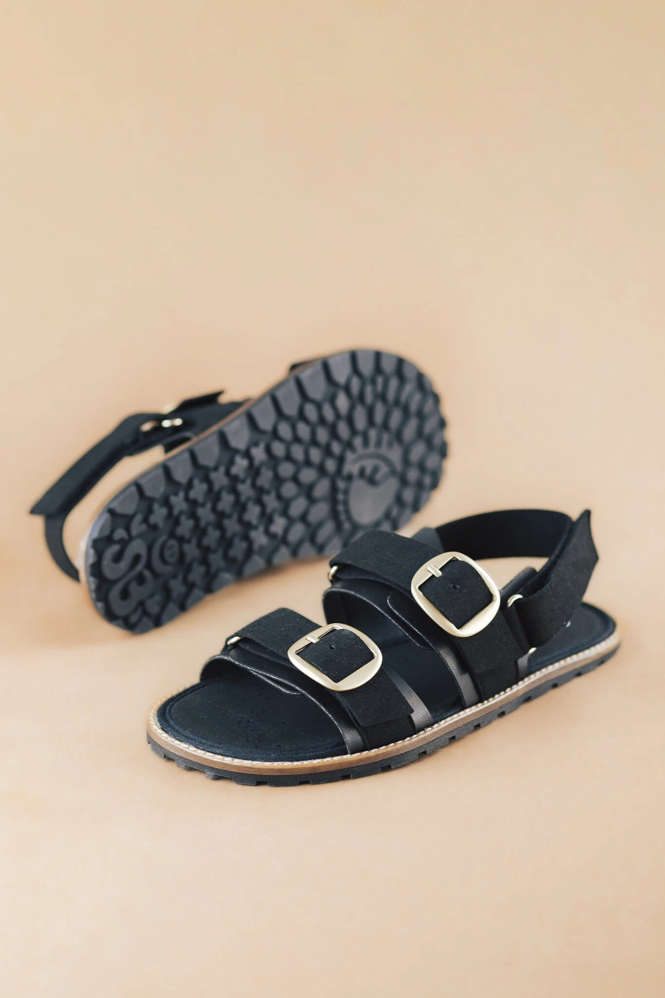 Босоногие сандалии Sambas the bambas Freya — чёрные — фото 1 из 10